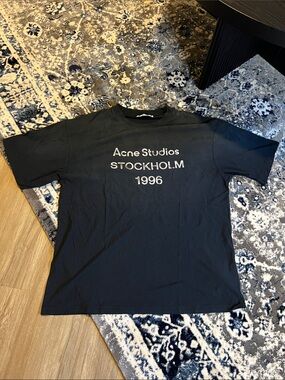 Acne Studios Black Short-Sleeve Graphic Tee